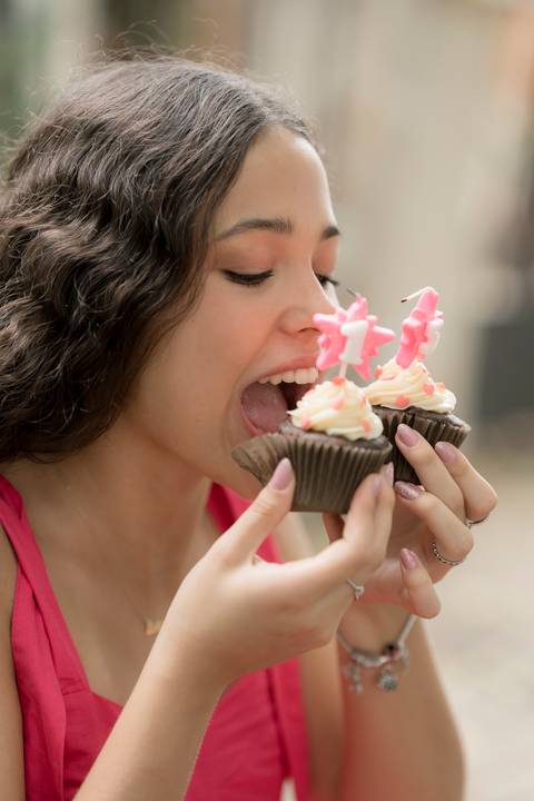 Um ensaio de 15 anos leve pode ser delicado, espontâneo e cheio de naturalidade. '