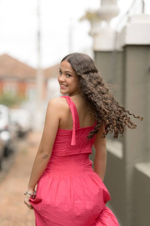 Um ensaio de 15 anos leve pode ser delicado, espontâneo e cheio de naturalidade. '