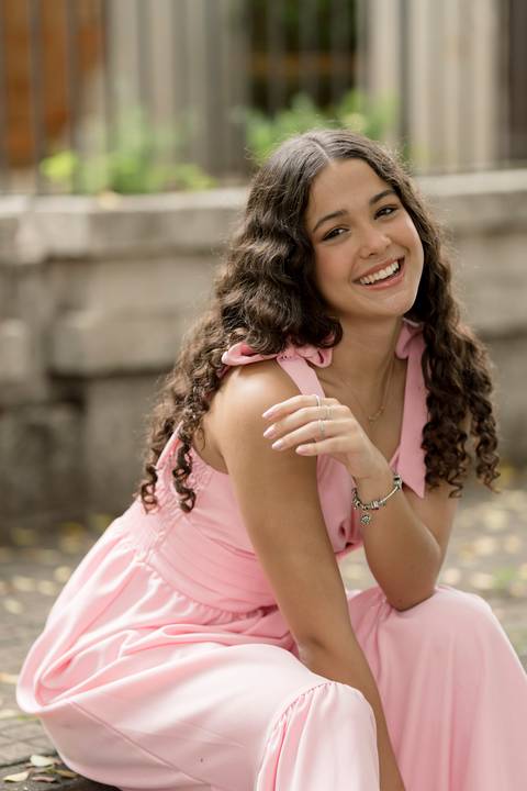 Um ensaio de 15 anos leve pode ser delicado, espontâneo e cheio de naturalidade. '