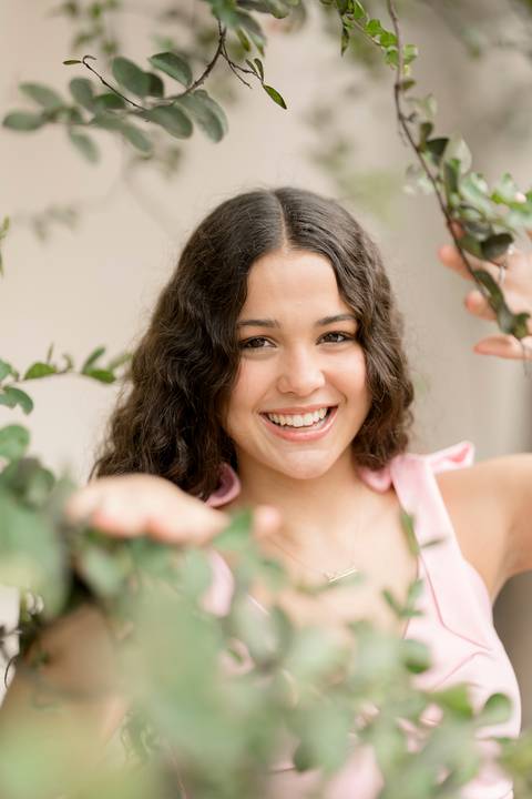 Um ensaio de 15 anos leve pode ser delicado, espontâneo e cheio de naturalidade. '