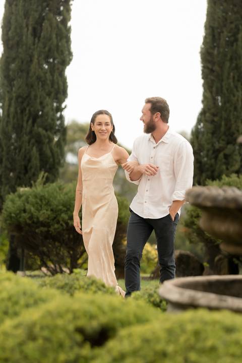 ensaio pré-wedding Casa di Pietra, ensaio pré-wedding Vila Toscana, fotos de casal na Casa di Pietra, ensaio pré-wedding estilo toscano, melhor local para ensaio pré-wedding.'