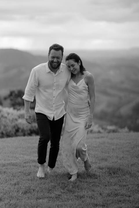 ensaio pré-wedding Casa di Pietra, ensaio pré-wedding Vila Toscana, fotos de casal na Casa di Pietra, ensaio pré-wedding estilo toscano, melhor local para ensaio pré-wedding.'