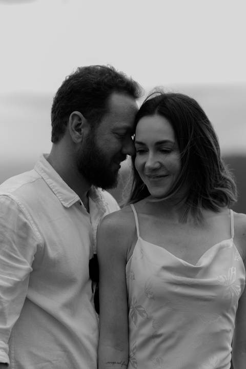 ensaio pré-wedding Casa di Pietra, ensaio pré-wedding Vila Toscana, fotos de casal na Casa di Pietra, ensaio pré-wedding estilo toscano, melhor local para ensaio pré-wedding.'