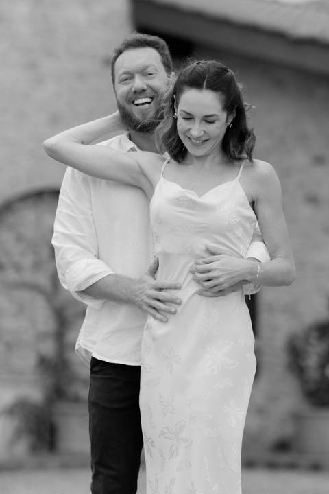 ensaio pré-wedding Casa di Pietra, ensaio pré-wedding Vila Toscana, fotos de casal na Casa di Pietra, ensaio pré-wedding estilo toscano, melhor local para ensaio pré-wedding.'