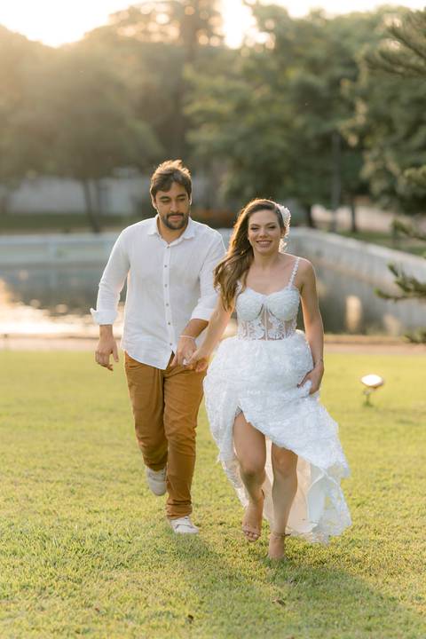 Fotografia de pre wedding no por do sol'