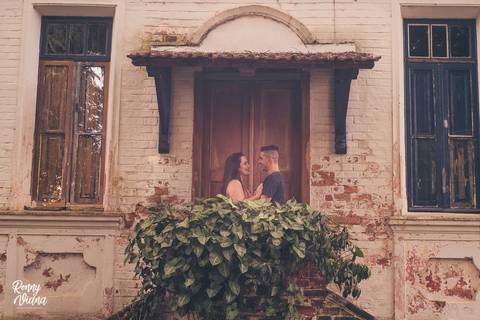 casal apaixonado ideias para ensaio pre wedding por ronny viana'