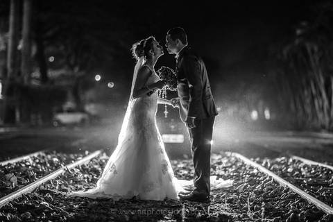 Ensaio Casal, após a cerimônia de casamento religioso, na capela Sagrado Coração de Jesus em Casimiro de Abreu / RJ '