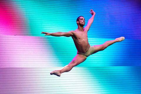 Espetáculo de dança e Ballet Âmbar Celebration 20 anos. 20 anos de espetáculos da escola de dança Âmbar em Macaé RJ - Fotos de Palco Cezar Fernandes'