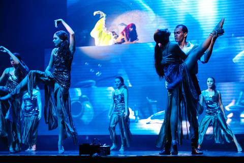 Espetáculo de dança e Ballet Âmbar Celebration 20 anos. 20 anos de espetáculos da escola de dança Âmbar em Macaé RJ - Fotos de Palco Cezar Fernandes'
