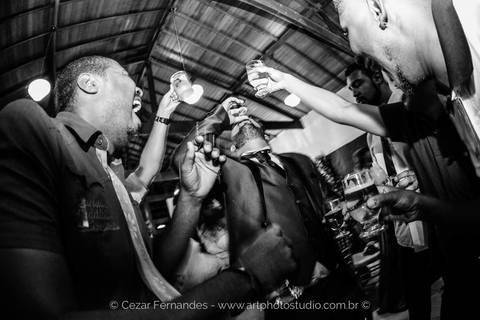 Recepção de casamento religioso na casa de festas Deck du Peres em Macaé RJ'