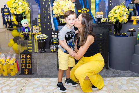 Aniversário Bernardo 4 anos - Decoração Batman'