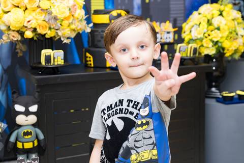 Aniversário Bernardo 4 anos - Decoração Batman'