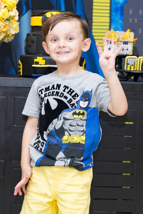 Aniversário Bernardo 4 anos - Decoração Batman'