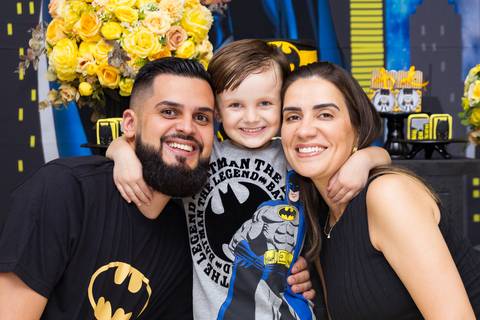 Aniversário Bernardo 4 anos - Decoração Batman'