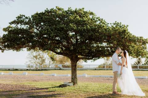 Ensaio pré casamento externo wedding no parque da Redenção e Santuário mãe de Deus Suelen e Thiago por Kevin Medeiros fotógrafo canoas e porto alegre RS'