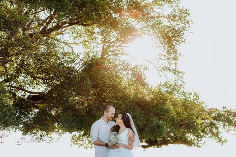 Ensaio pré casamento externo wedding no parque da Redenção e Santuário mãe de Deus Suelen e Thiago por Kevin Medeiros fotógrafo canoas e porto alegre RS'