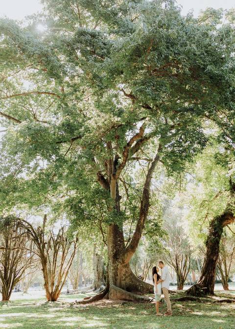 Ensaio pré casamento externo wedding no parque da Redenção e Santuário mãe de Deus Suelen e Thiago por Kevin Medeiros fotógrafo canoas e porto alegre RS'