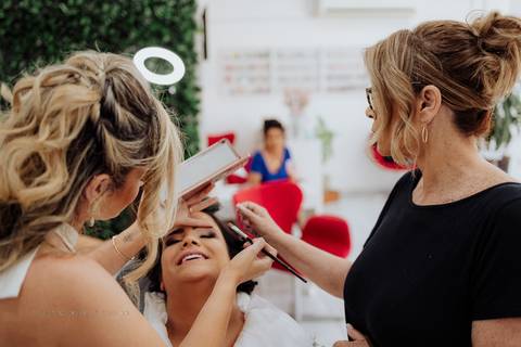 Making of noiva make maquiagem na Estilo A Estética por Kevin Medeiros fotógrafo de Canoas, porto alegre e RS'