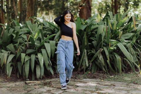 Ensaio debutante 15 anos Jullia realizado no jardim botânico em porto alegre por Kevin Medeiros fotógrafo canoas rs'