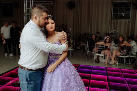 Festa recepção 15 anos debutante da Julia na AFAI por Kevin Medeiros fotógrafo canoas porto alegre rs'