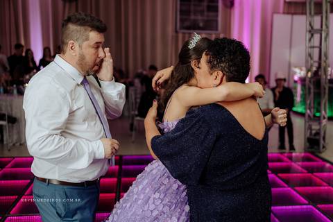Festa recepção 15 anos debutante da Julia na AFAI por Kevin Medeiros fotógrafo canoas porto alegre rs'
