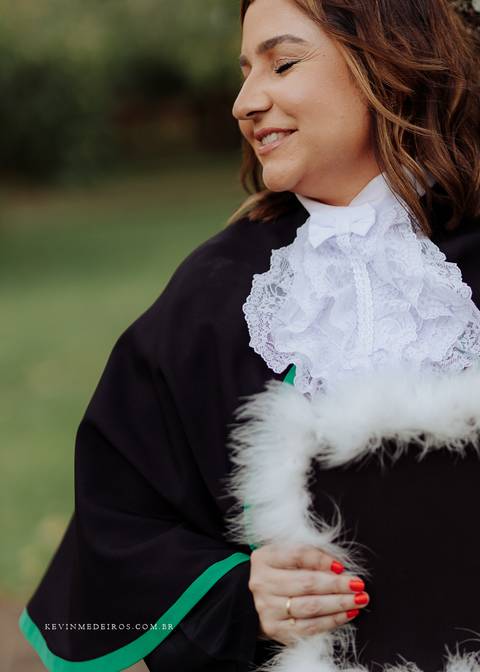 Ensaio de Formatura formanda em servicos sociais Vanessa realizada na universidade ulbra canoas por kevin medeiros fotógrafo rs'