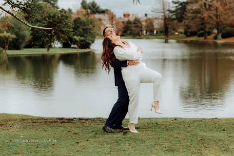 Mini casamento intimista familiar Mariana e Giovani em Gramado Canela serra gaúcha por Kevin Medeiros fotógrafo canoas porto alegre rs'