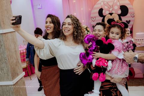 Festa infantil aniversário da Eva 3 anos no Gran Fiesta I e II com decoração minnie por Kevin Medeiros fotógrafo fotografia em Canoas RS'