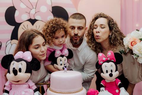 Festa infantil aniversário da Eva 3 anos no Gran Fiesta I e II com decoração minnie por Kevin Medeiros fotógrafo fotografia em Canoas RS'