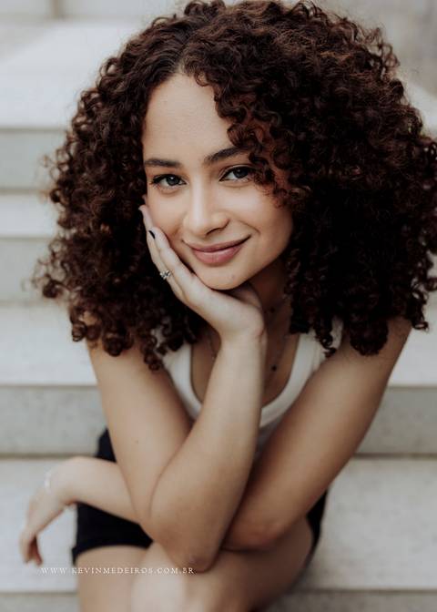 Ensaio debutante 15 anos Larissa na praça ma matriz em porto alegre por Kevin medeiros fotógrafo de canoas rs'
