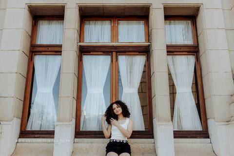 Ensaio debutante 15 anos Larissa na praça ma matriz em porto alegre por Kevin medeiros fotógrafo de canoas rs'