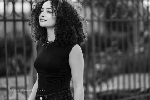 Ensaio debutante 15 anos Larissa na praça ma matriz em porto alegre por Kevin medeiros fotógrafo de canoas rs'