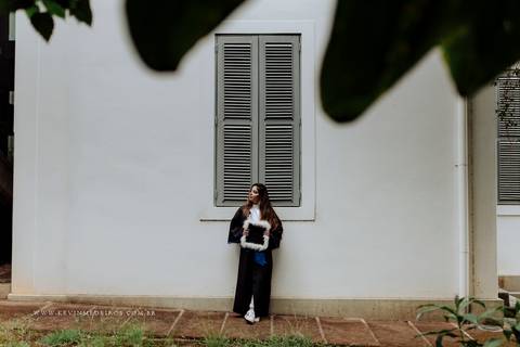Ensaio de formatura prova de toga Duda, formanda em Tecnologia em Logística pelo IFRS, por kevin medeiros fotografo em canoas, porto alegre e rs'