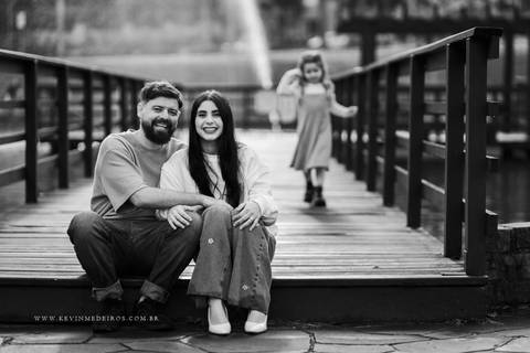 Ensaio familia infantil eliza realizado no parque praça Germânia por Kevin Medeiros fotógrafo canoas porto alegre rs '