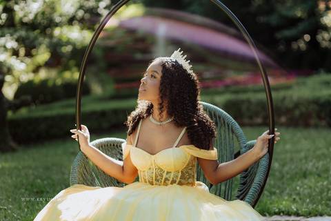 Ensaio debutante 15 anos da Isa realizado no garden park parque em gramado por kevin medeiros fotografo de canoas, porto alegre e rs'