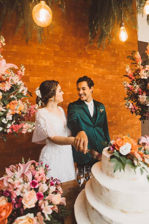 fotos na mesa do bolo '