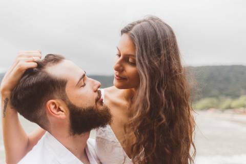Fotografia ensaio pre casamento praia do Guaiuba Guaruja SP'