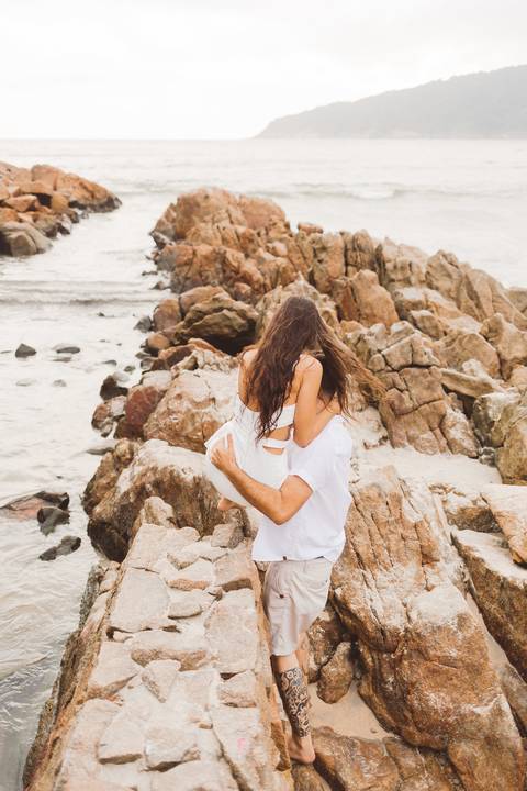 Fotografia ensaio pre casamento praia do Guaiuba Guaruja SP'