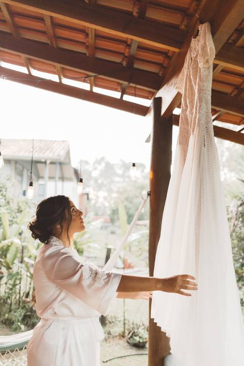 noiva com o vestido'