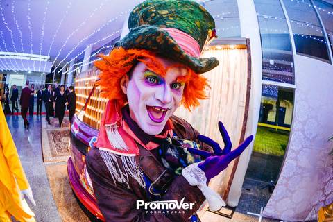 personagem animado de baile de formatura'