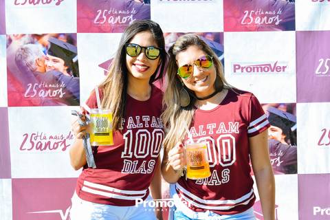 formandas no churrasco de formatura'