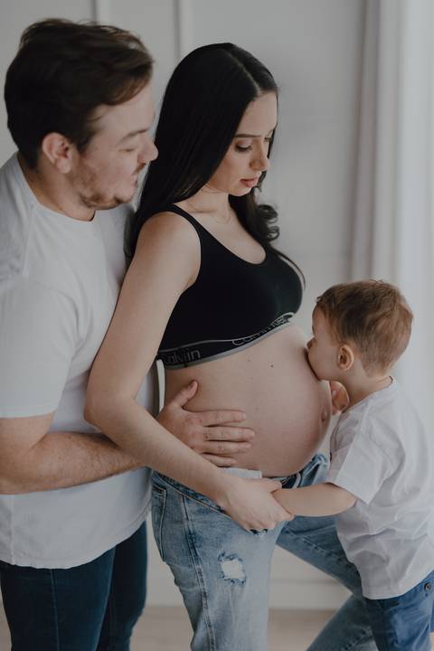 Retrato em família em ensaio gestante '