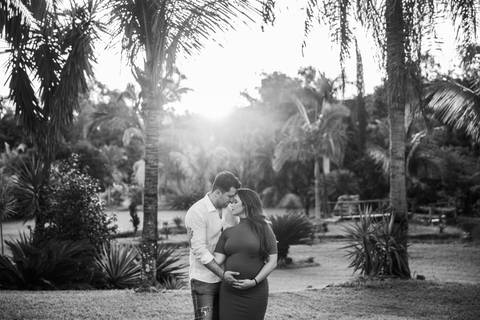 Casal em ensaio de gestante'