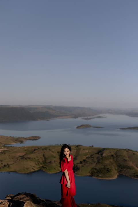 Noiva linda em ensaio pré wedding no morro do gavião - pr '