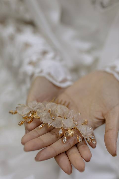 Linda grinalda em dourado'