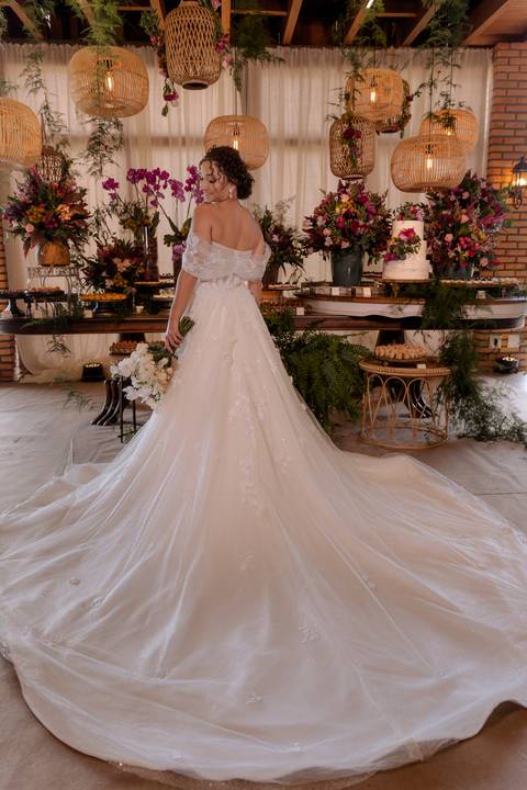 Inspiração de noiva para casamento de dia'