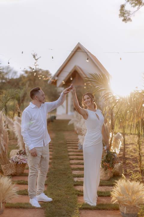 Fotos descontraídas de noivos recém casados '