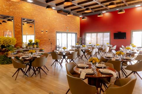 Inspiração de decoração minimalista para noivado'