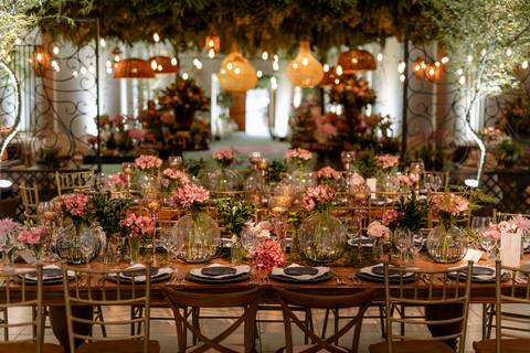 decoração de casamento com tulipas '