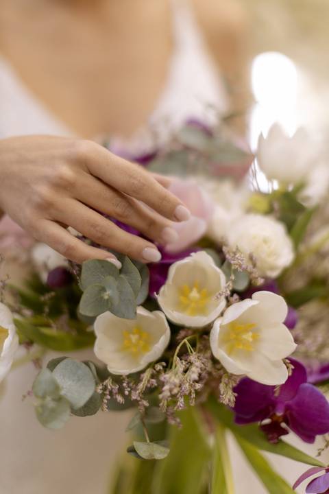 buque da noiva com orquídeas'